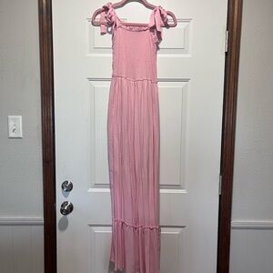 Light Pink Maxi Dress with Adjustable Bow Straps size XS - Small
